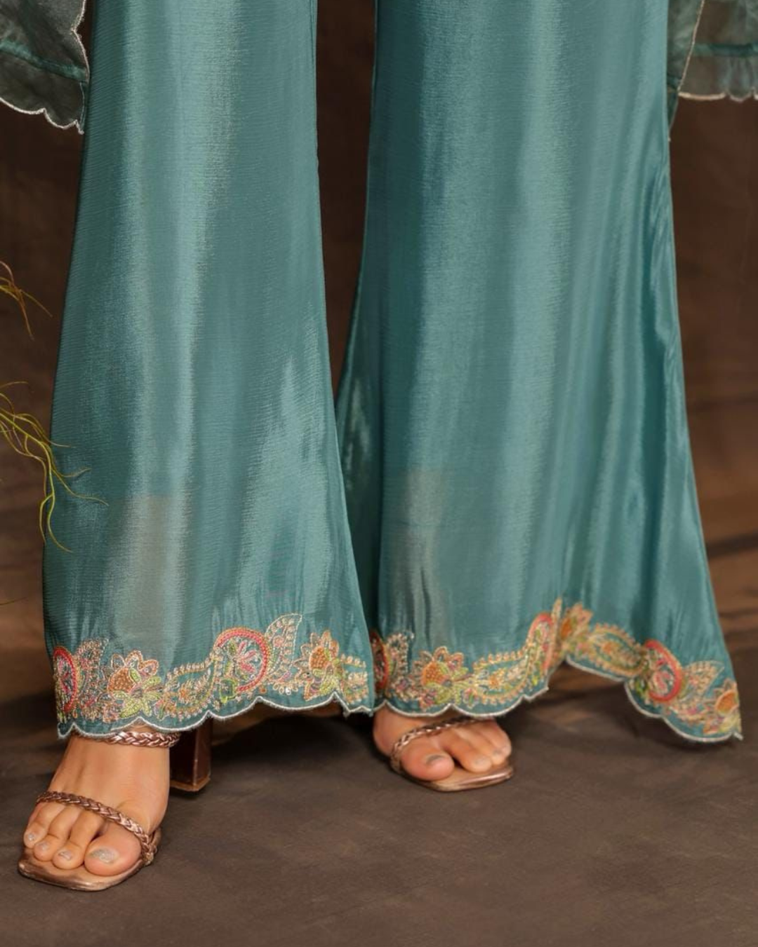 Pure Chinnon Straight Kurti Set with Embroidered Dupatta