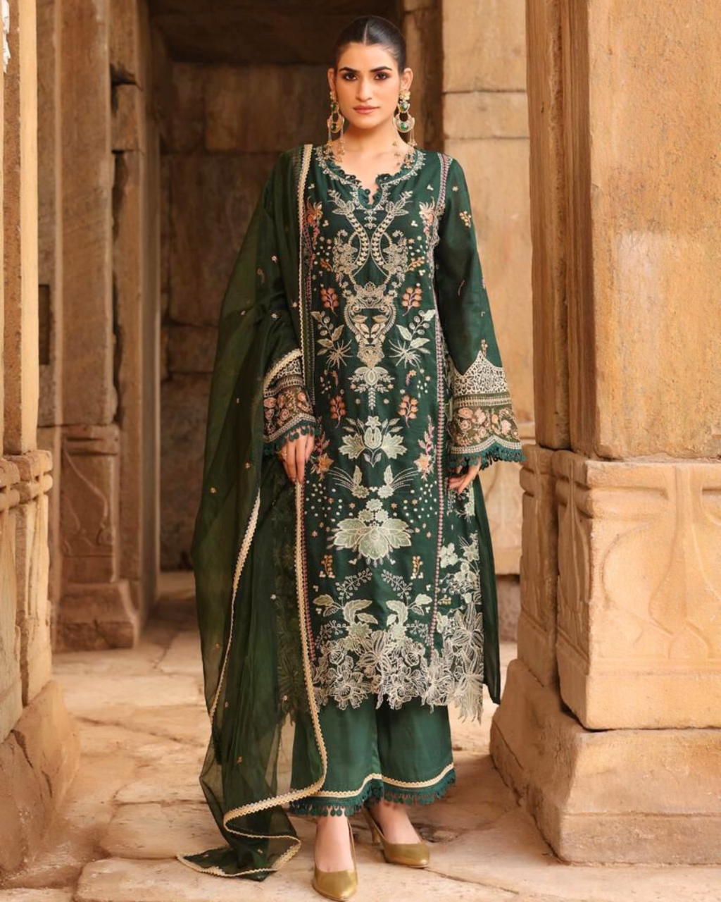 Regal Essence Heavy Embroidered Pure Tissue Suit