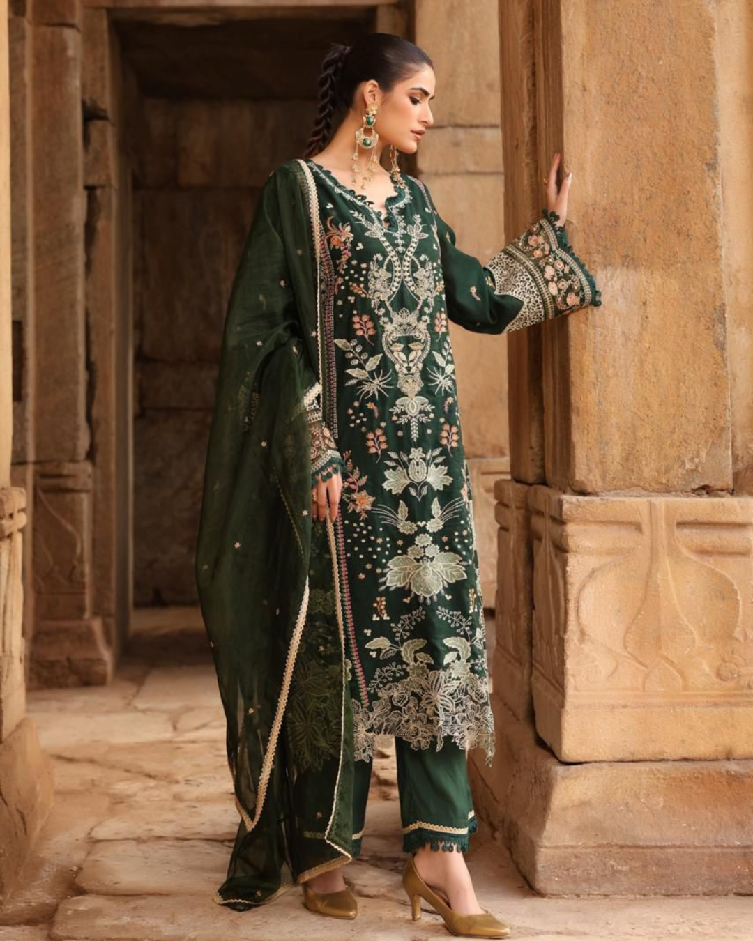 Regal Essence Heavy Embroidered Pure Tissue Suit