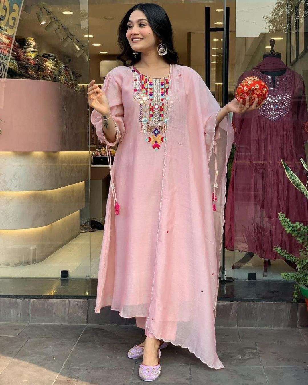 Elegant Chanderi Kurti Pant Dupatta Set