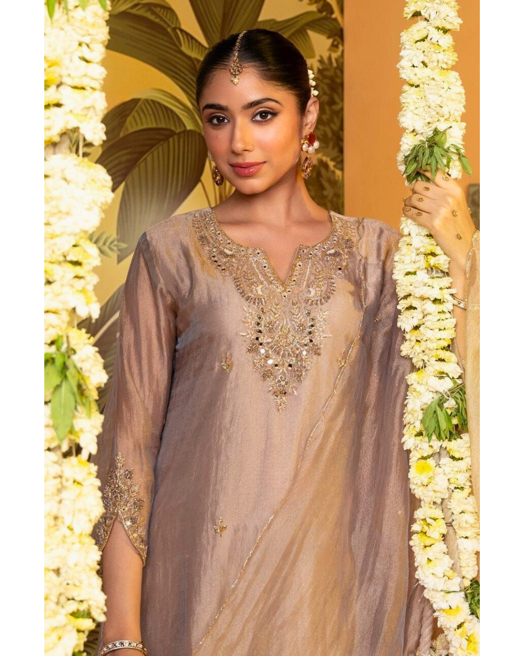 A-Line Glass Tissue Suit Set with Handwork