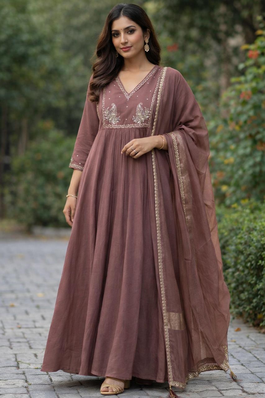 Royal Chanderi Zardosi Handwork Kurti Set