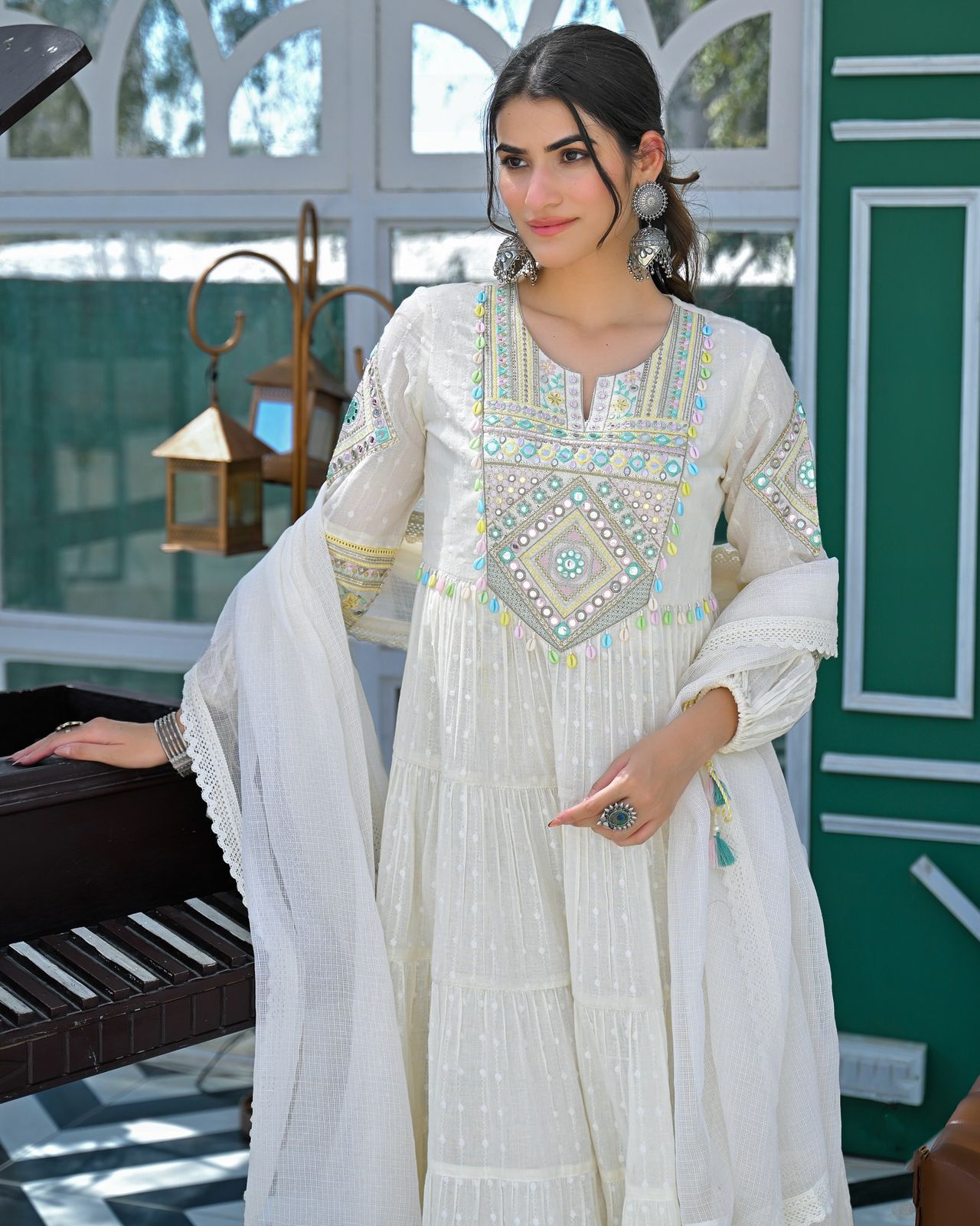 Summer cotton suit