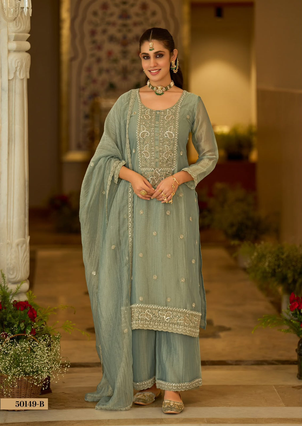 Tissue silk suit